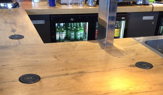 smart wireless charging for bars