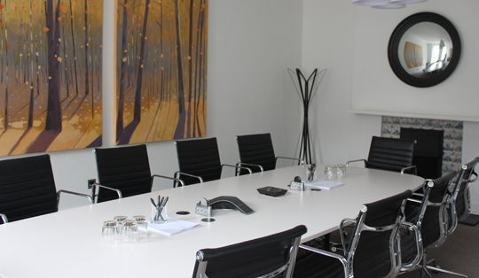 modern meeting rooms with wireless charging solutions