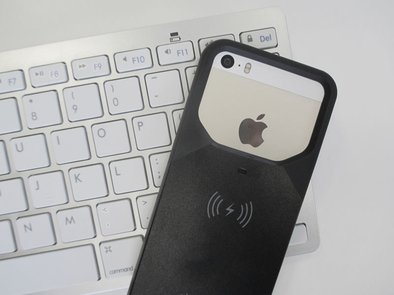 iPhone_5_case_black_1.jpg