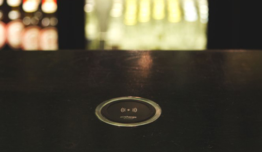 wireless charging in restaurants